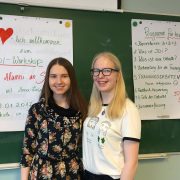 Am Freitag, den 13: März haben Martina Eerme (11a) und Anna-Liisa Merilind (12a) an der Raatuse Schule in Tartu den Workshop Jugend debattiert international geleitet.